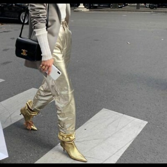 Meet your Posher, Peggy ♡︎ - Picture 1 of 1